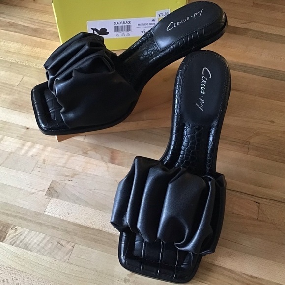 Circus by Sam Edelman
Slade Slide Sandals size 7.5 Black NIB - Picture 5 of 8